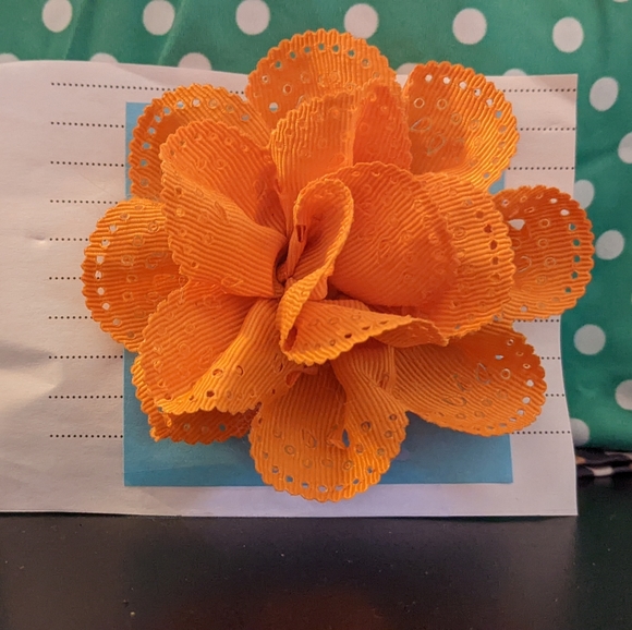 Bows - Picture 2 of 5